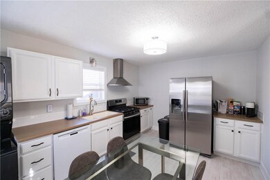 805 NE A St, Bentonville, AR 72712 - photo 7