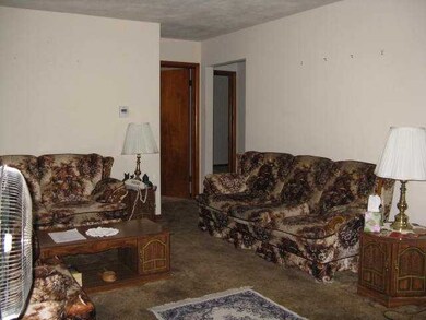 842 S Weyant Ave, Columbus, OH 43227 - photo 5