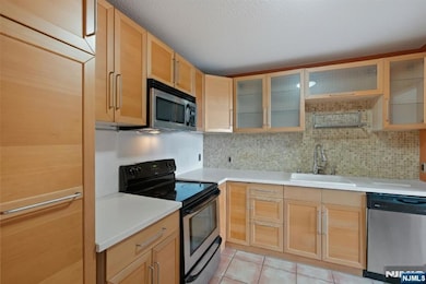 170 Lafayette Ave unit 8A, Passaic, NJ 07055 - photo 6