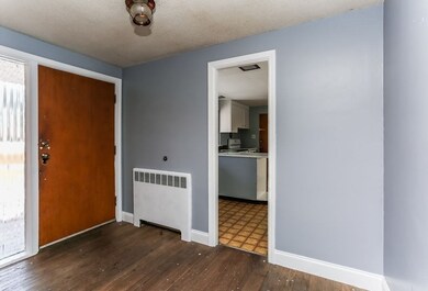 76 Pinehurst Rd, Holyoke, MA 01040 - photo 7