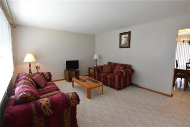 1966 Dawnshire Dr, Columbus, IN 47203 - photo 3