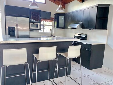 BEAUTIFUL REMODELED KITCHEN