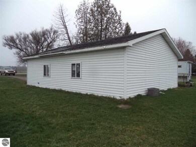 863 S M 65, Whittemore, MI 48770 - photo 6