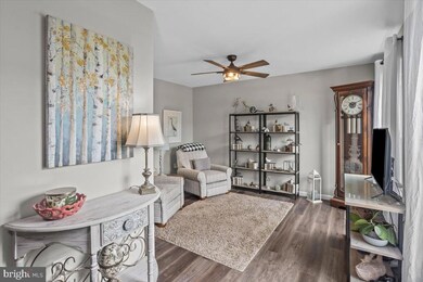 3529 Fox Pointe Ln, York, PA 17404 - photo 5