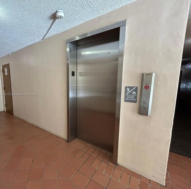 14221 N Kendall Dr unit 112C, Miami, FL 33186 - photo 3
