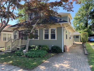 4 Boughton Rd, Newport, RI 02840 - photo 3