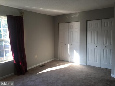 2418 Sarum Ct, Windsor Mill, MD 21244 - photo 6