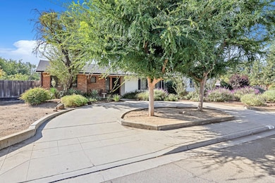 733 W Gettysburg Ave, Fresno, CA 93705 - photo 4