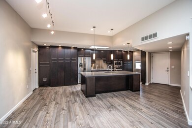 10548 W Palmeras Dr unit 39, Sun City, AZ 85373 - photo 2