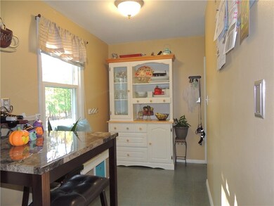 49 Madeline Dr, Riverside, RI 02915 - photo 5