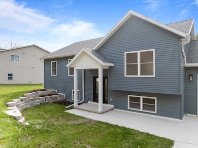 W3813 Magnolia Dr, Geneva, WI 53147 - photo 3