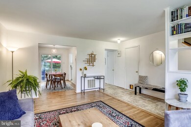 17748 Chipping Ct, Olney, MD 20832 - photo 6