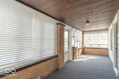 154 S 4th Ave, Beech Grove, IN 46107 - photo 5