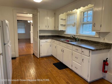 444 W Park Ave, Oakhurst, NJ 07755 - photo 4