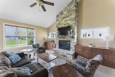 868 Augusta Dr, Oregon, WI 53575 - photo 2