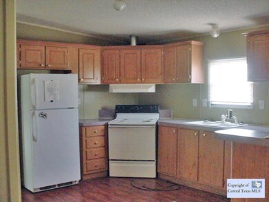 945 Bandera St, San Marcos, TX 78666 - photo 2