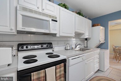 Columbia Towers Condominium unit 615, Silver Spring, MD 20904 - photo 6