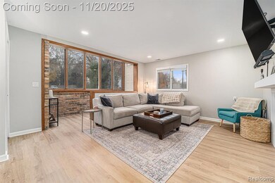 102 Pinewood Cir, Plymouth, MI 48170 - photo 7