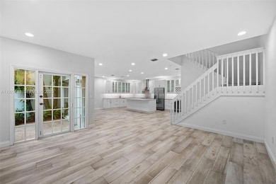 1240 Weeping Willow Way, Hollywood, FL 33019 - photo 6