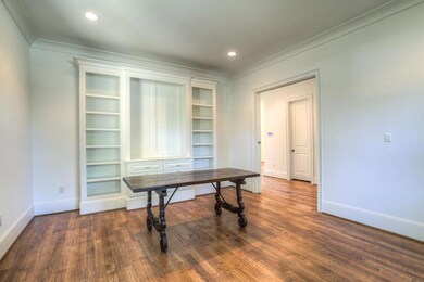 1449 Chamboard Ln, Houston, TX 77018 - photo 4