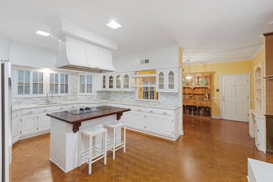 8181 Meadow Glen Dr, Germantown, TN 38138 - photo 4