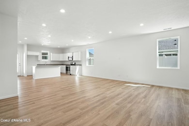 Inside-Spokane-12th-4