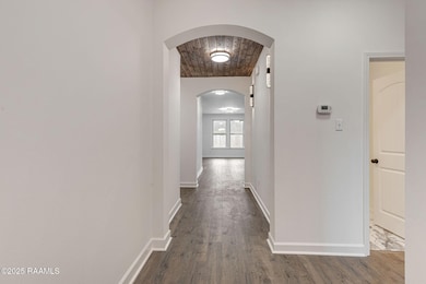 326 Forest Grove Dr, Youngsville, LA 70592 - photo 2