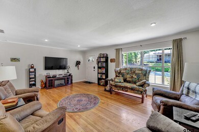 1303 1303 Graham Dr, Tyler, TX 75701 - photo 6