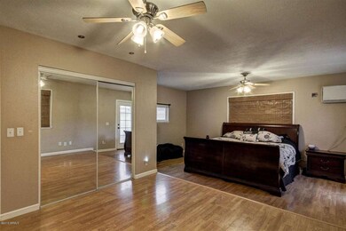 1811 N Dakota St, Chandler, AZ 85225 - photo 5