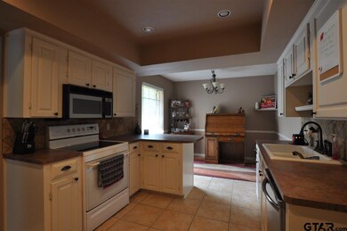 6019 6019 Wilshire Dr, Tyler, TX 75703 - photo 7