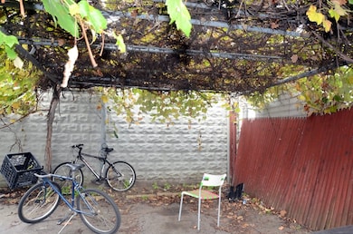 236 Cedar St, Somerville, MA 02145 - photo 4