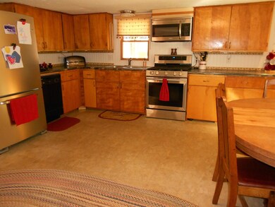 22 Fox Dr, Gilmanton, NH 03237 - photo 5