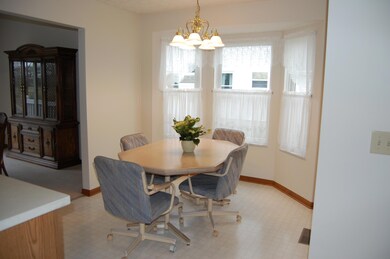 Kitchen dinette