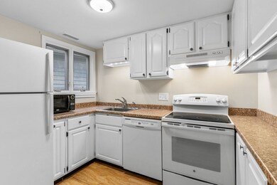 1 Brackett Place unit A, Marblehead, MA 01945 - photo 7