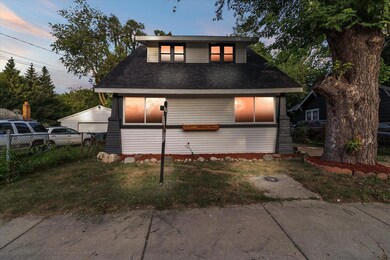 01-801-Wallace-Ave-WindowStill-Real-Esta