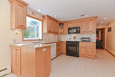 233 Stratford Rd, Needham, MA 02492 - photo 6