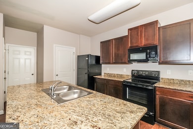 2944 S South Hills, Fairburn, GA 30296 - photo 5