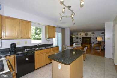 2006 Advisory Ct, Sykesville, MD 21784 - photo 7