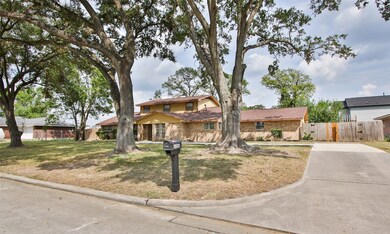 6406 Ashton St, Houston, TX 77091 - photo 2