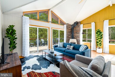 296 Mountainside Rd, Berkeley Springs, WV 25411 - photo 2