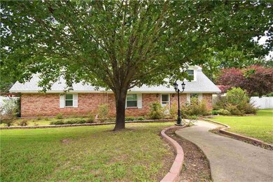 168 Wildwood Dr, Pineville, LA 71360 - photo 2