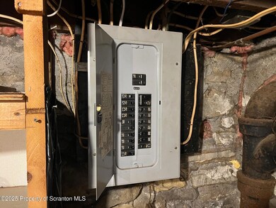 523 N Rebecca Ave, Scranton, PA 18504 - photo 7