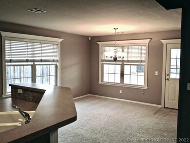 11713 S Locust Ave, Jenks, OK 74037 - photo 4