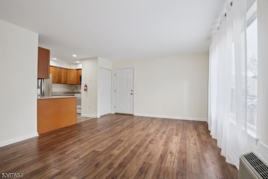 17 Norwich Place unit 317, Somerset, NJ 08873 - photo 4