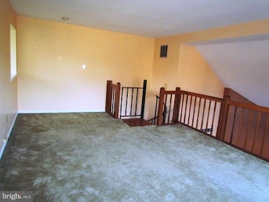 16 N Maple St unit H4, Woodbury, NJ 08096 - photo 4