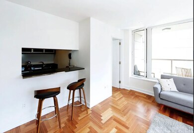 240 Riverside Blvd unit 15, New York, NY 10069 - photo 6