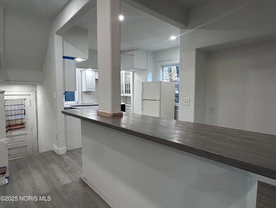 629 Virginia St, Toledo, OH 43620 - photo 5