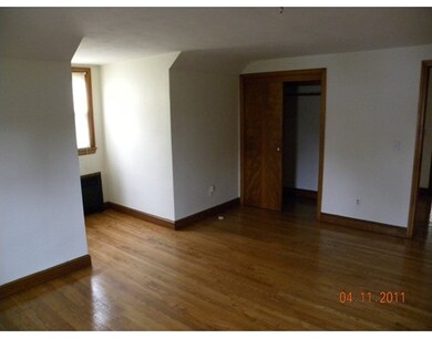 79 Laconia St, Ludlow, MA 01056 - photo 7