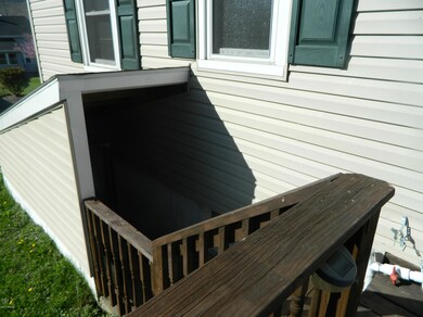 310 2nd Ave, Lock Haven, PA 17745 - photo 7