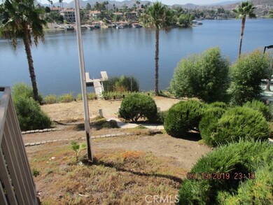 REAR WATERFRONT YARD